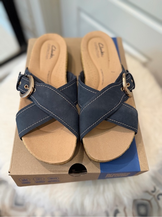 Clarks Shoes - Clarks Women’s Navy Leather Cross-Band Slide Sandals with Buckle